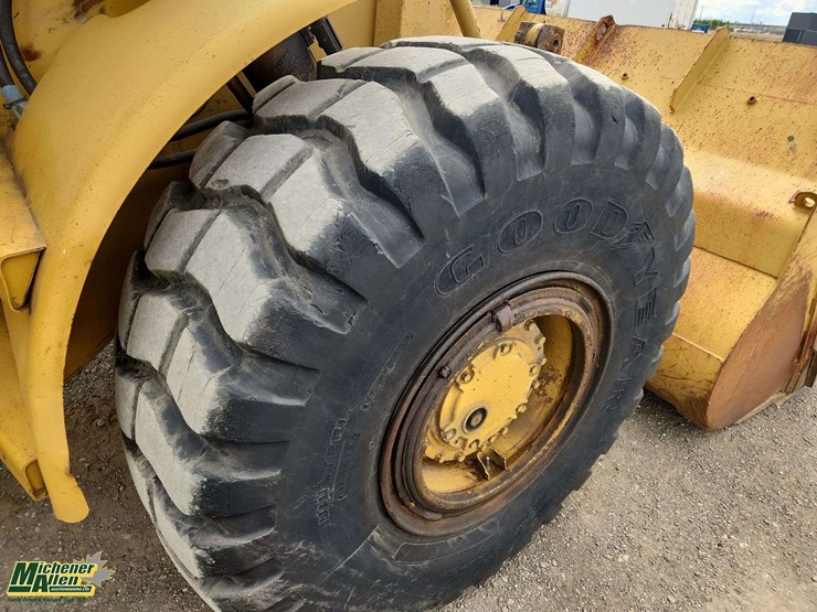 1980-caterpillar-966c-image-24