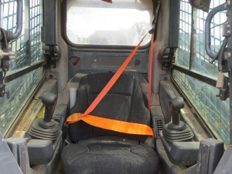 2020-deere-333g-image-9