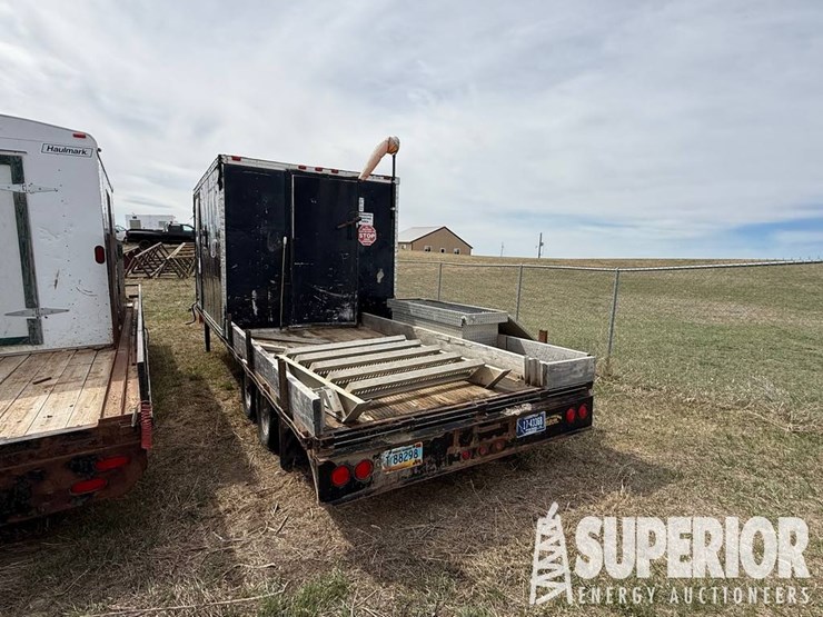 (x)-(5-29)-2012-gn-crew-trailer,-w/-8'w-x-12'l-dog...-image-4