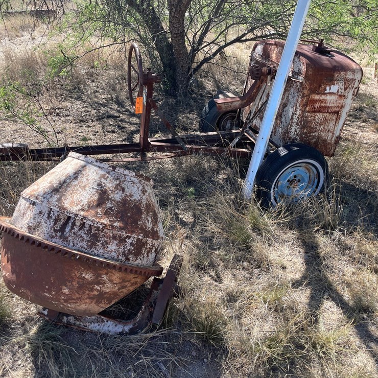#1034 • Cement Mixer On Trailer, Parts Only