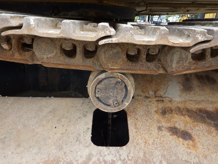 2019-caterpillar-335f-lcr-image-39