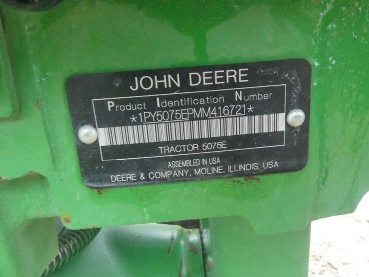 2021-john-deere-5075e-image-12