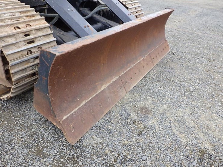 2019-caterpillar-335f-lcr-image-32