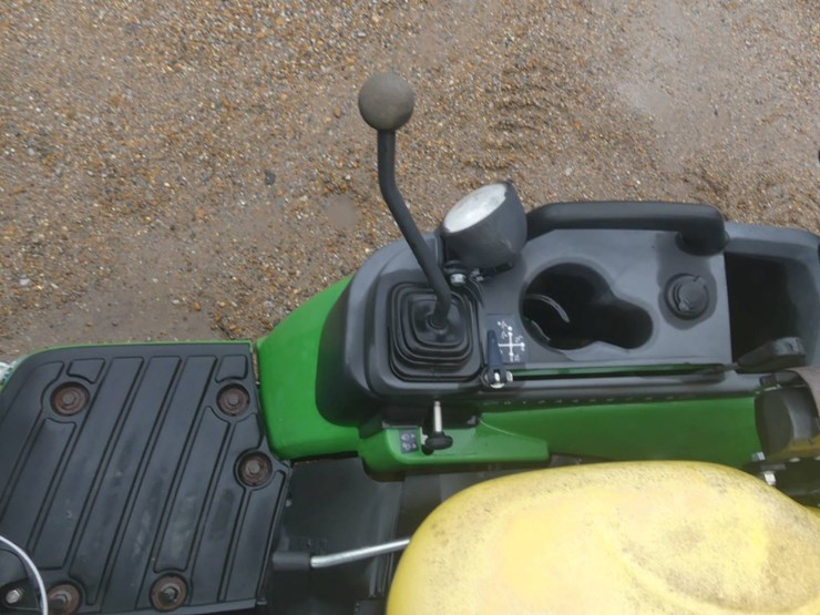 john-deere-1025r-image-14