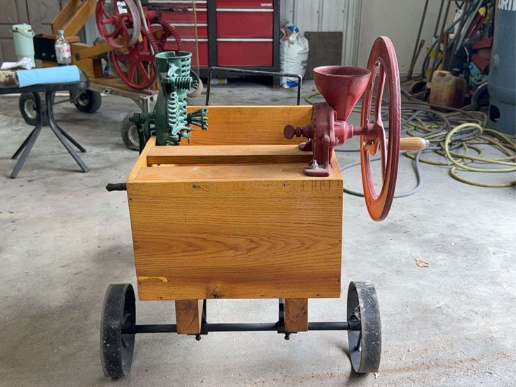 heath-mfg.-co.-'never-fail'-grinder-&-rapid-grist-mill-on-cart-image-4