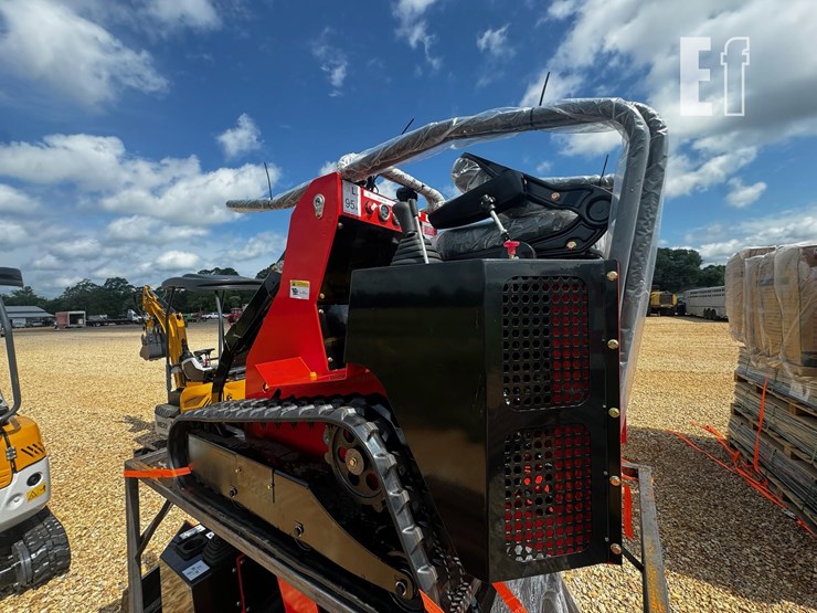 2026-sdlanch-mini-skid-steer-loader-580-6460-image-3
