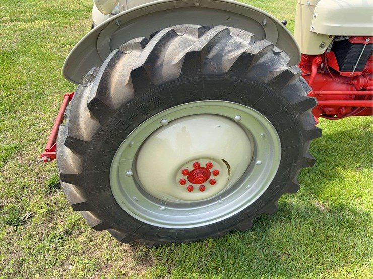 1953-ford-jubilee-image-18