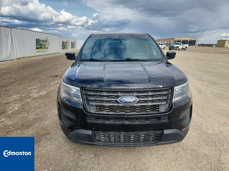 2018-ford-explorer-image-9