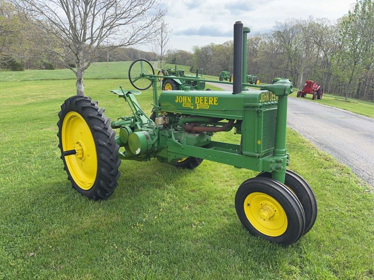 john-deere-b-image-7