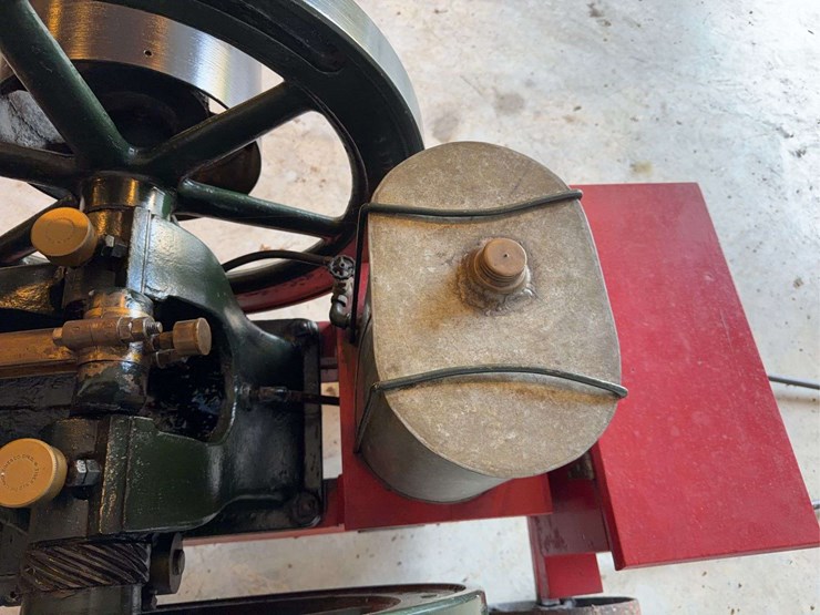 wisconsin-4-hp-side-shaft-engine-image-21