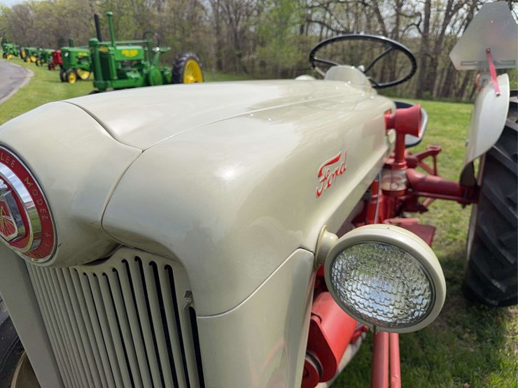 1953-ford-jubilee-image-10