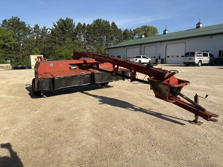 new-holland-1431-image-4