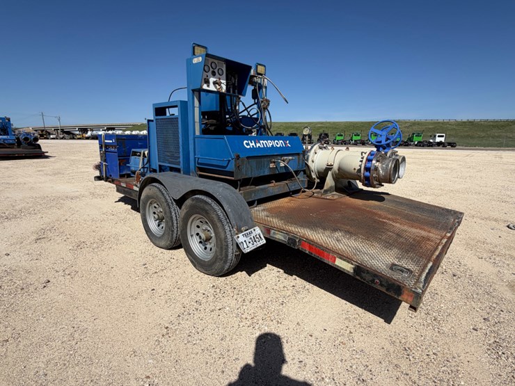 2015-big-tex-frac-water-treatment-trailer-image-7