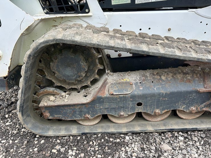 2019-bobcat-t590-image-14