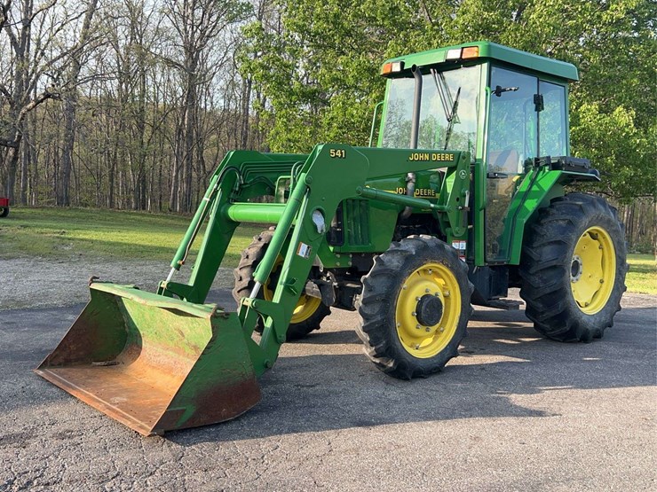 john-deere-5210-image-7