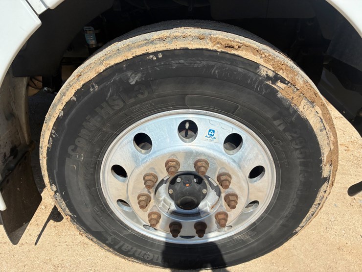 2017-kenworth-t270-image-8