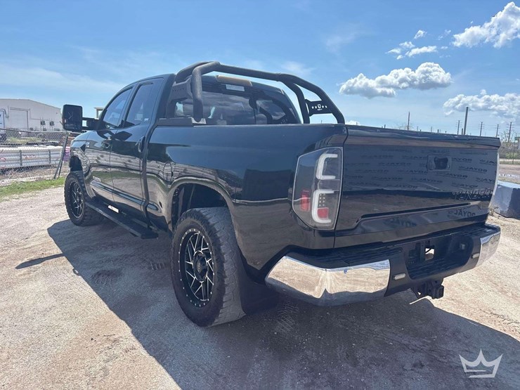 2016-toyota-tundra-image-4