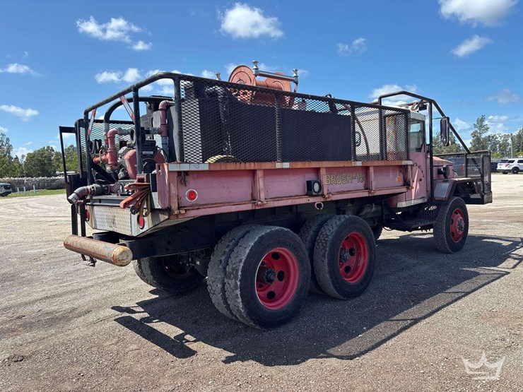 fire-and-ems-truck-image-3