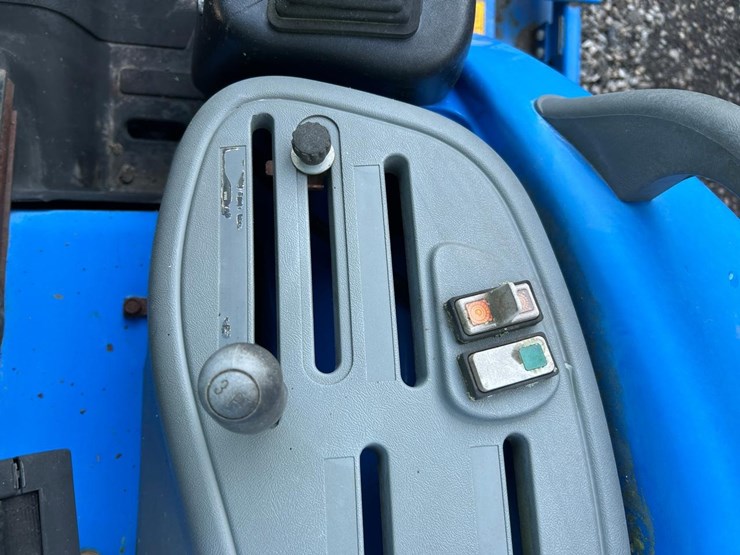 new-holland-tc40da-image-29