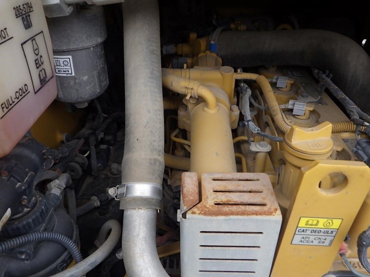2021-caterpillar-259d3-image-11