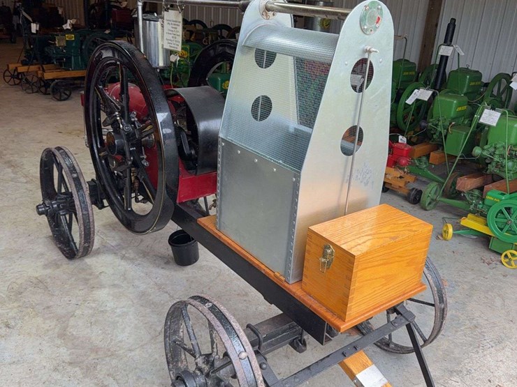 international-harvester-famous-4hp-image-7