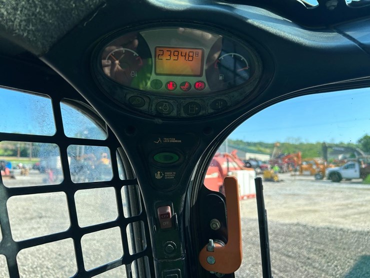 2018-bobcat-t650-image-25