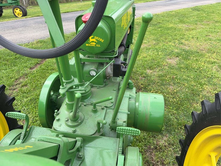 john-deere-b-image-41