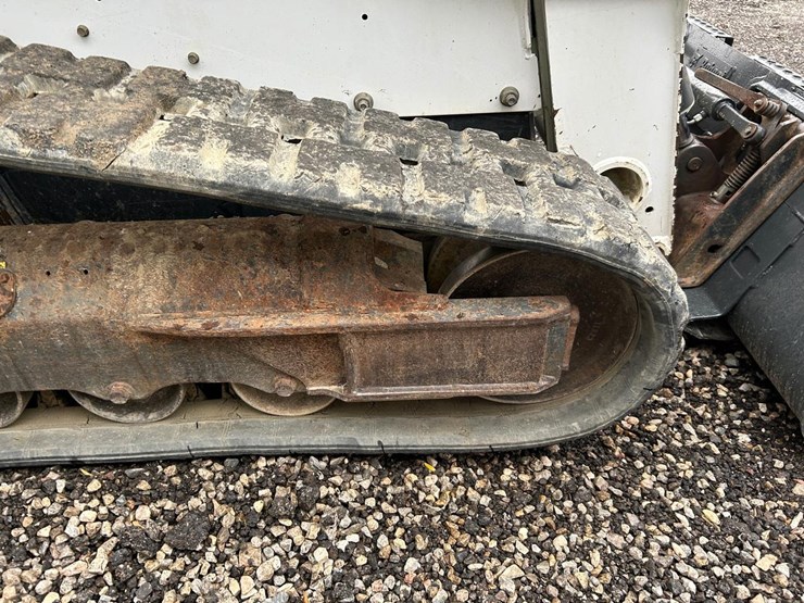 2017-bobcat-t650-image-14