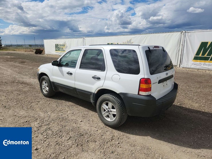 2007-ford-escape-image-3