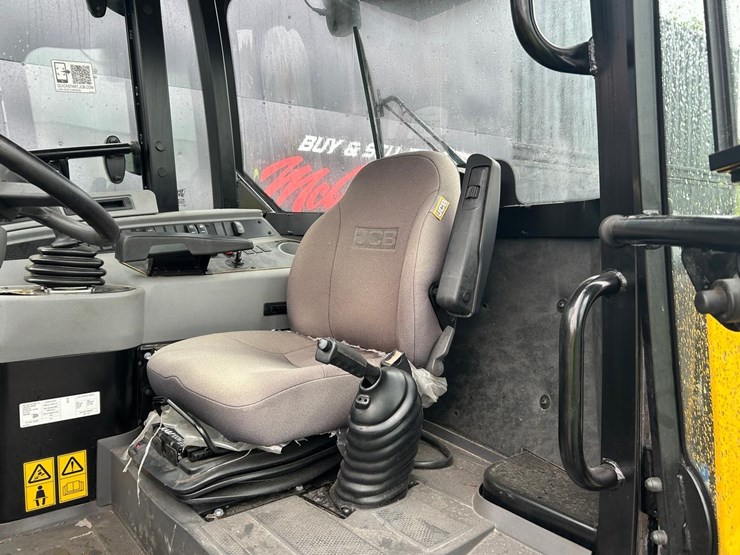 jcb-407-image-18