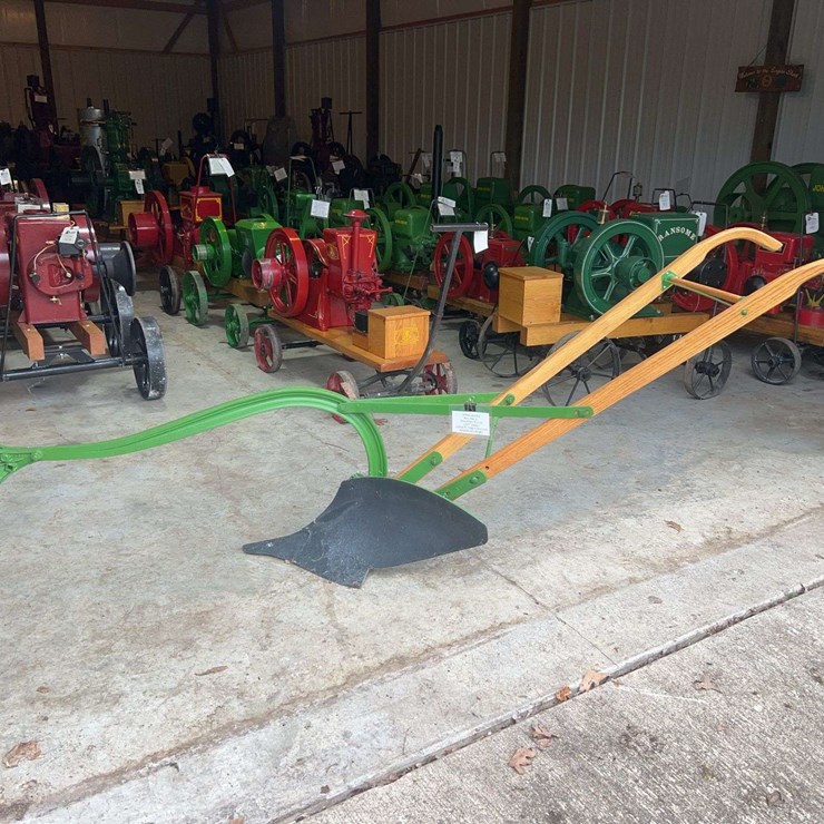 John Deere Right Hand Walking Plow