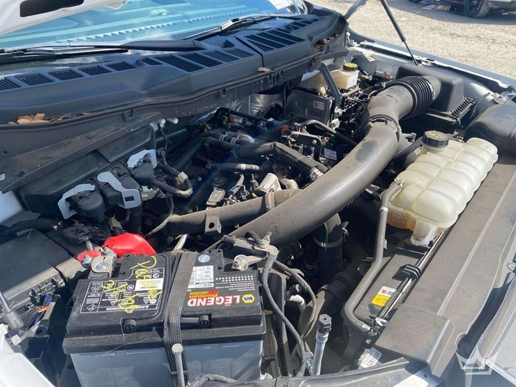 2022-ford-f150-image-8