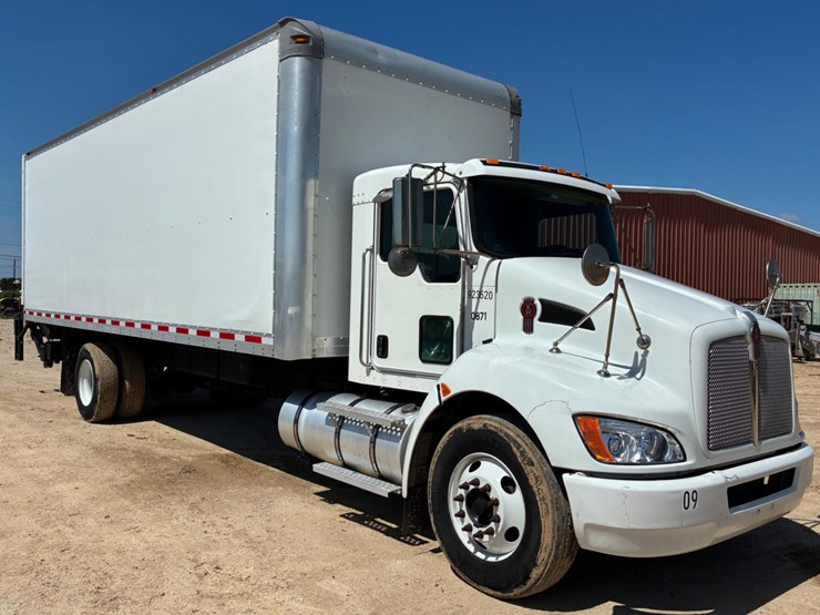 2018-kenworth-t270-image-4