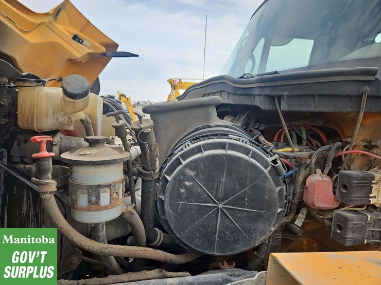 2009-international-workstar-7600-image-33