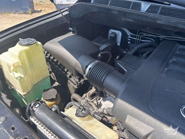2016-toyota-tundra-image-16