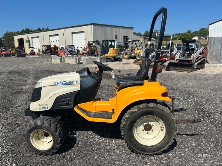 cub-cadet-7254-image-1