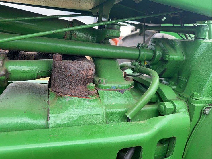 john-deere-b-image-21
