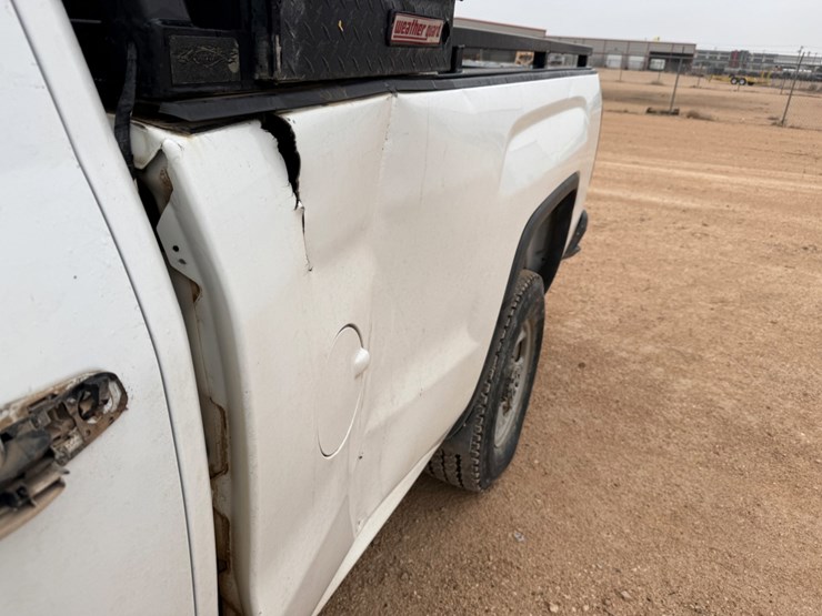 2018-gmc-sierra-2500hd-image-9
