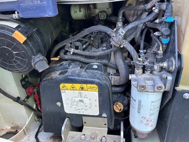 2020-bobcat-s76-image-14
