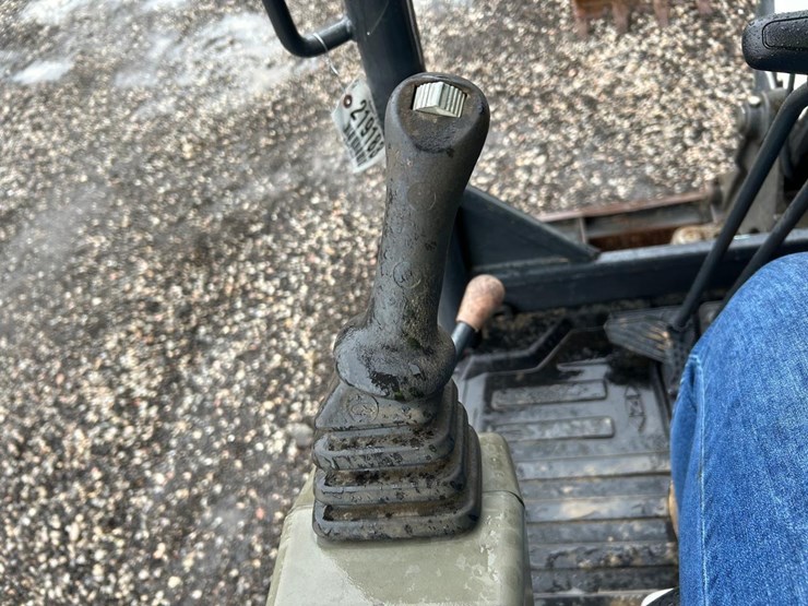 2019-bobcat-e35-image-24