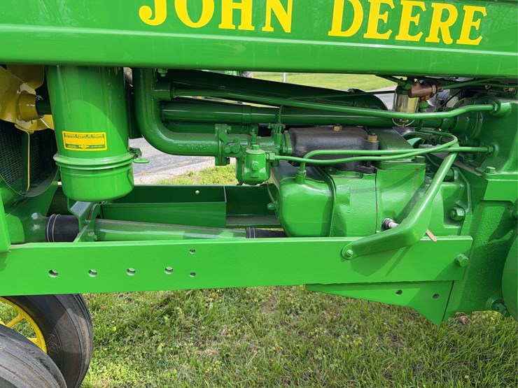 john-deere-b-image-22