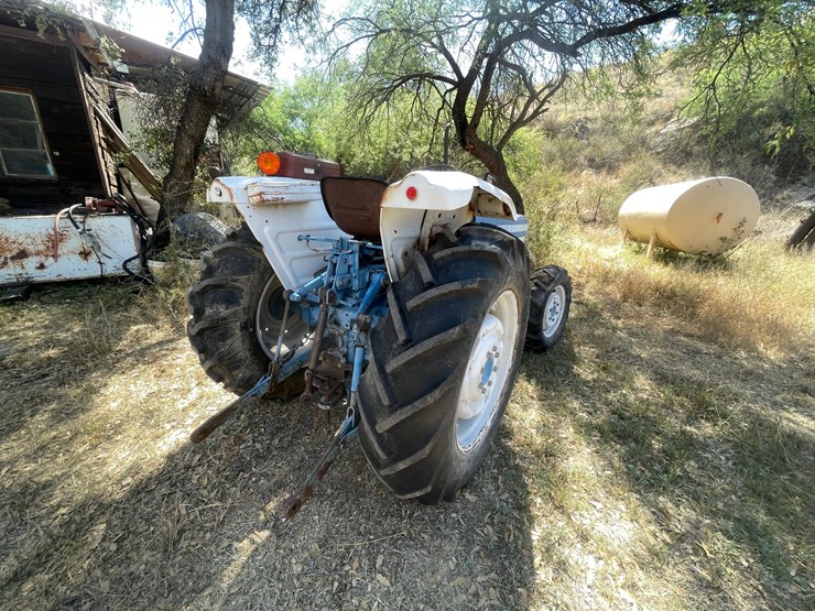 ford-tractor-image-5
