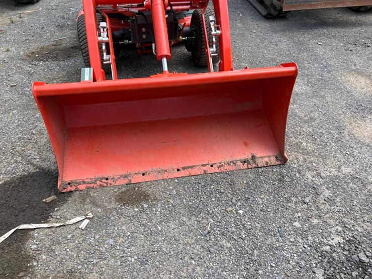 kubota-bx2380-image-5