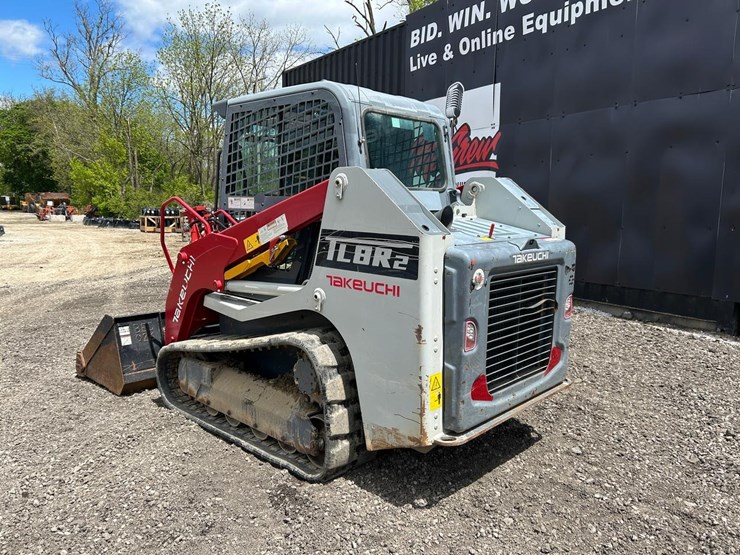 2022-takeuchi-tl8r2-image-2