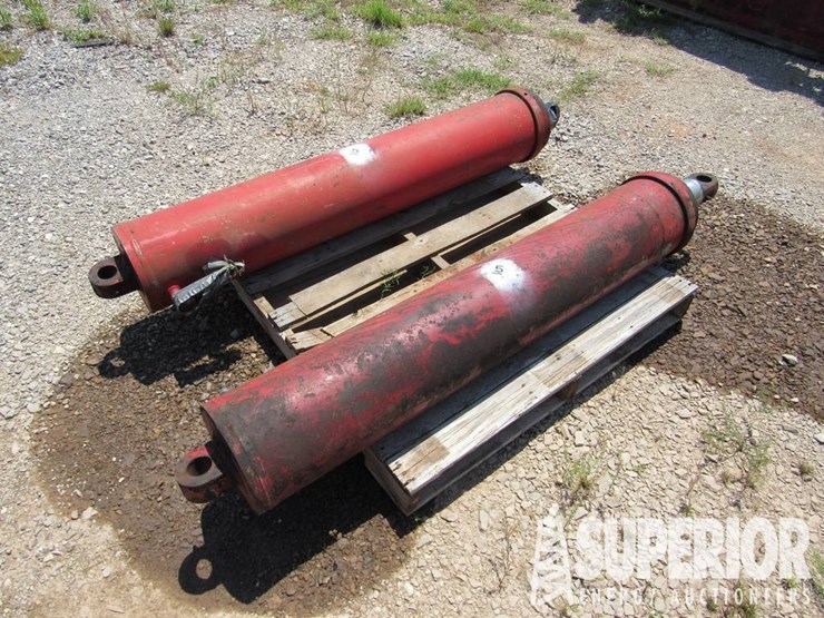 massey-ferguson-8-image-1