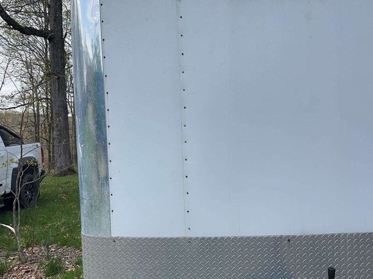 haulmark-20ft-enclosed-trailer-image-8