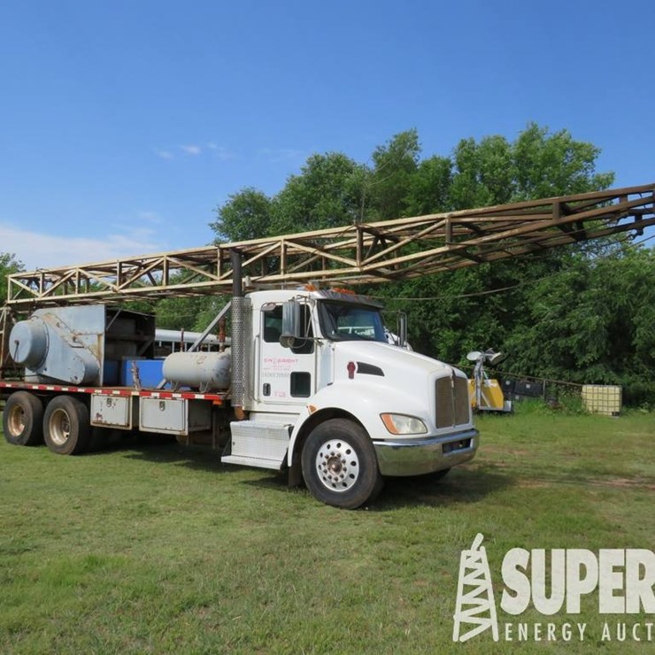 2011 KENWORTH T370