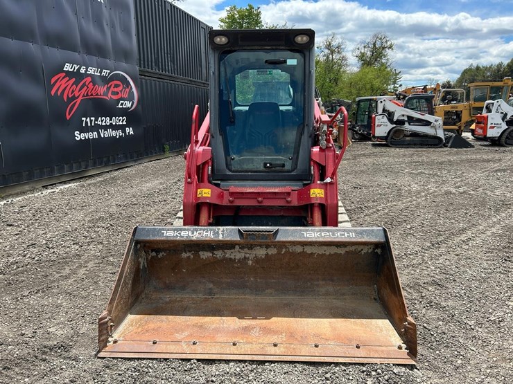 2022-takeuchi-tl8r2-image-7
