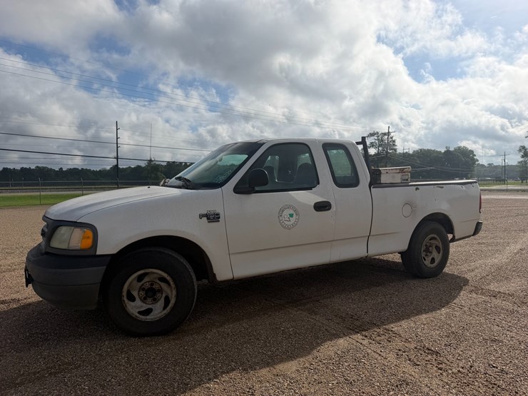 2002-ford-f150-image-1