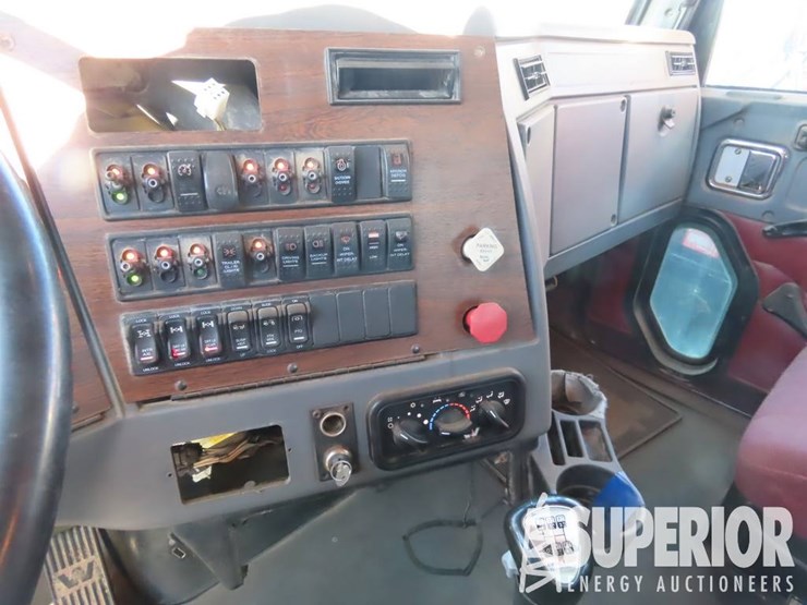 2012-western-star-4900-image-9